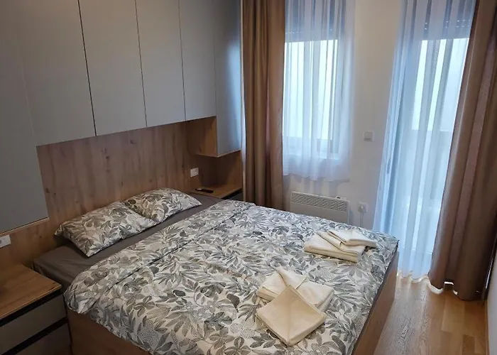 Naselje Maric Ii * Ζλάτιμπορ